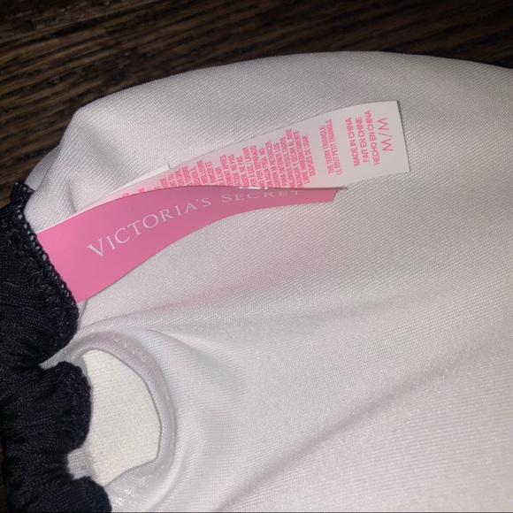 victoria's secret bikini - Picture 3 of 3